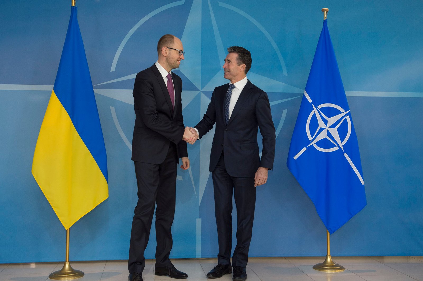 ¿Por qué OTAN no va a intervenir militarmente en Ucrania?